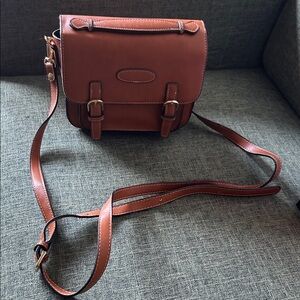 Elegant Brown Leather Crossbody Bag